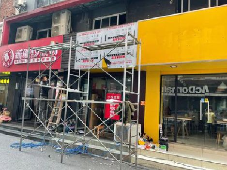 景谷制作广告招牌如何避免它发黄？